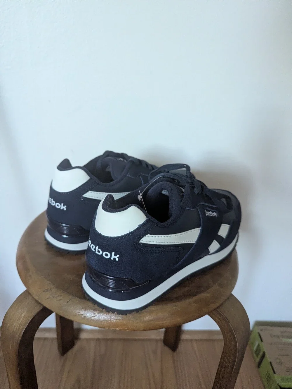 Harman Work Reebok - Picture 3 of 7